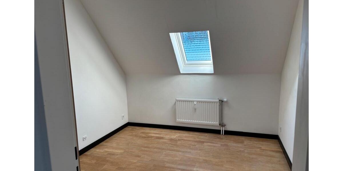Dachgeschoßwohnung Schwentinental - 3 Zimmer, 79 m&sup2;, 1.300&euro; | Angebot:24467136