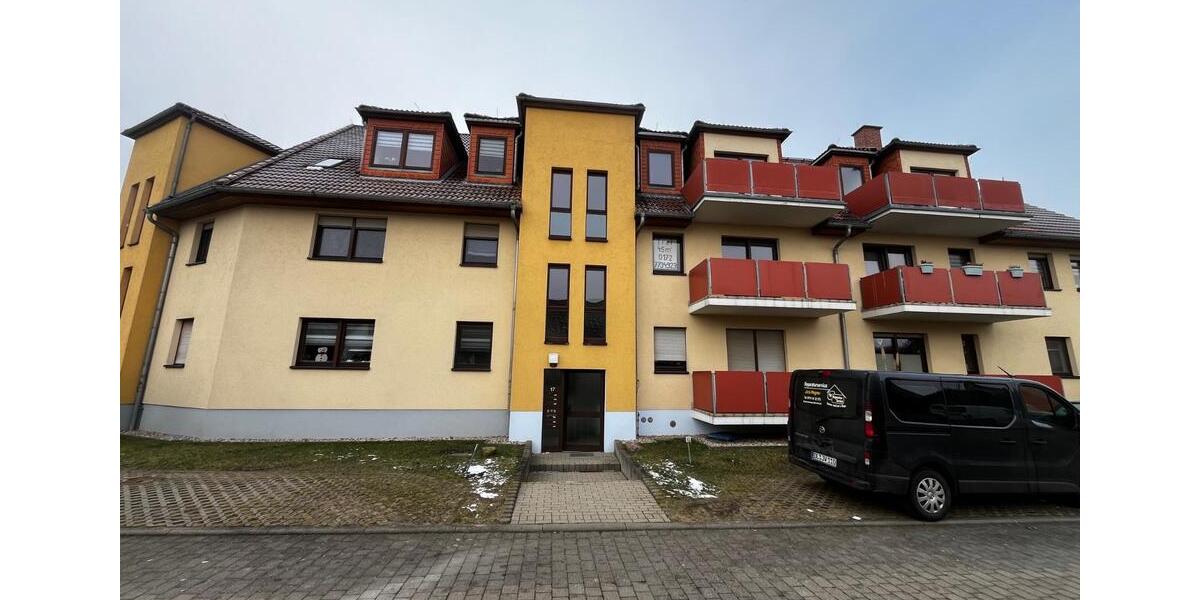 Erdgeschoßwohnung Döbeln - 2 Zimmer, 58 m&sup2;, 315&euro; | Angebot:25255875