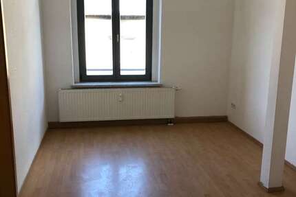 Wohnung Meerane Crotenlaide - 3 Zimmer, 61 m&sup2;, 360&euro; | Angebot:25139105
