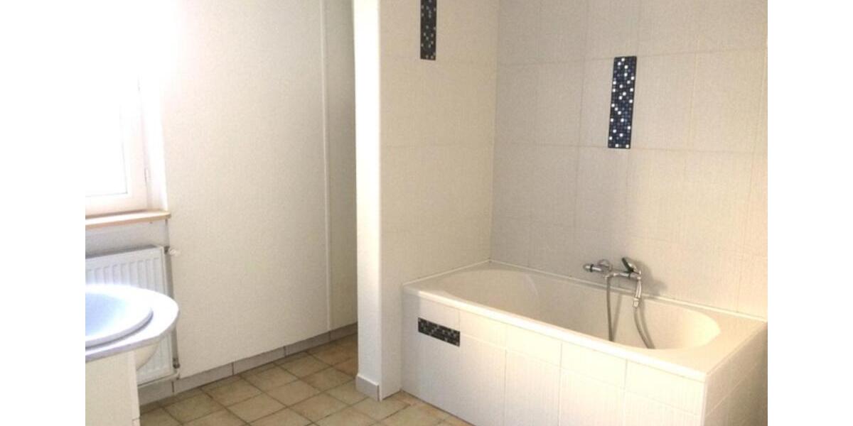 Etagenwohnung Saarbrücken Neue Bremm - 4 Zimmer, 97 m&sup2;, 750&euro; | Angebot:25451335