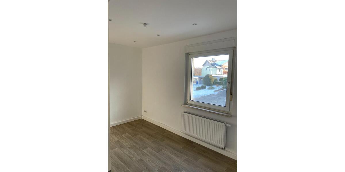 Schöne sanierte 3-Raumwohnung mit Erholungs-Gartengrundstück 3 zimmer