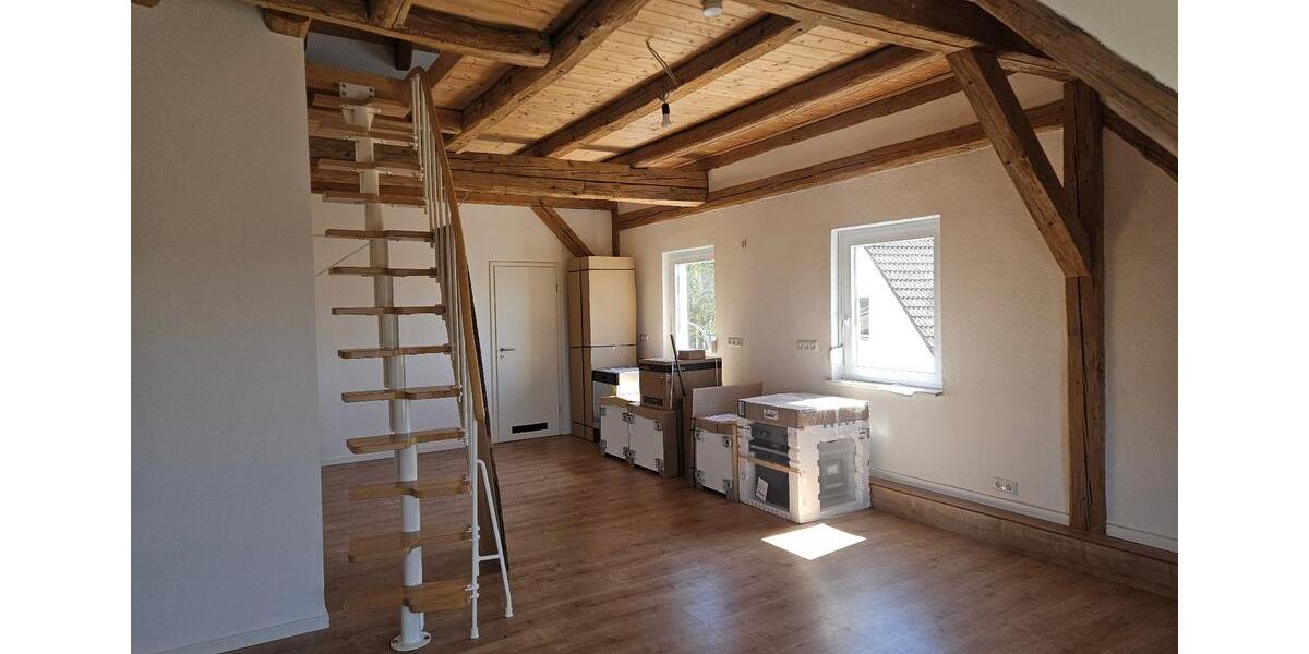 Dachgeschoßwohnung Deisenhausen - 3 Zimmer, 95 m&sup2;, 1.110&euro; | Angebot:26284501