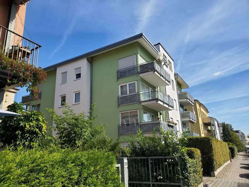 Wohnung zum Mieten in Dresden 692 € 76.92 m² 2 zimmer