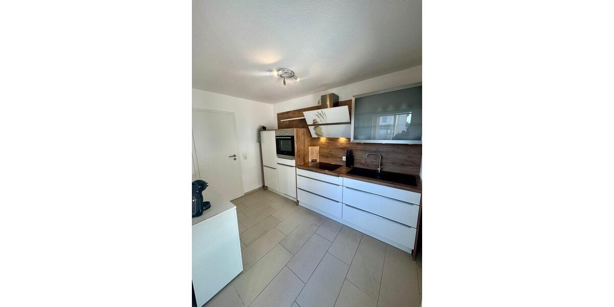 Wohnen auf Zeit Fellbach Oeffingen - 4 Zimmer, 82 m&sup2;, 2.450&euro; | Angebot:25368200