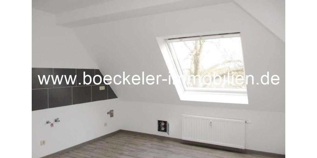 Dachgeschoßwohnung Elsteraue - 4 Zimmer, 91 m&sup2;, 530&euro; | Angebot:24711753