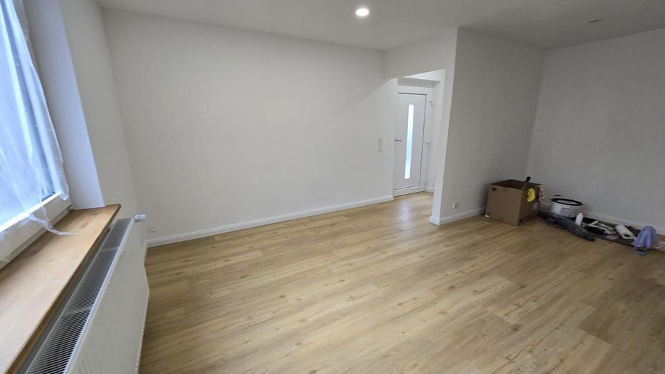 1-Zimmer Whg, EG, EBK, Duschbad