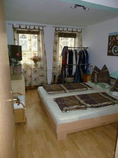 Reserviert - Gemütliche 2-Zimmer-Wohnung in zentrumsnaher Lage von Zeulenroda zu vermieten 2 zimmer