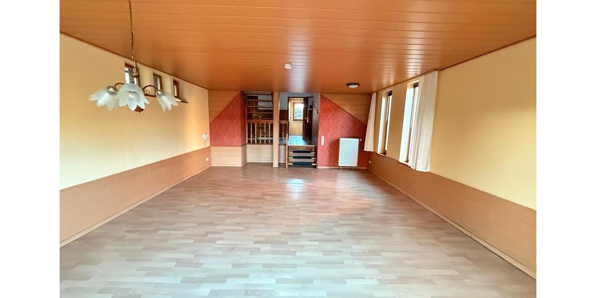 Einfamilienhaus Nordstemmen - 3 Zimmer, 125 m&sup2;, 1.250&euro; | Angebot:25082183
