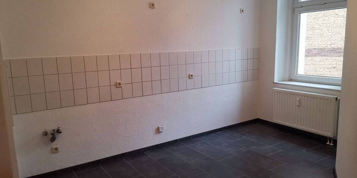 Etagenwohnung Plauen Westend - 1 Zimmer, 50 m&sup2;, 275&euro; | Angebot:26257269