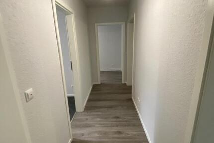 @%§4@%§4@%§4 Renovierte 3-Raumwohnung im ersten Obergeschoss mit Balkon @%§4@%§4@%§4 zimmer