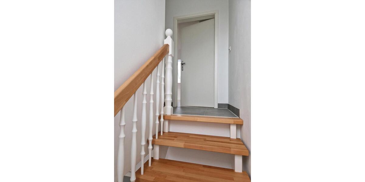 Dachgeschoßwohnung Moormerland - 3 Zimmer, 82 m&sup2;, 800&euro; | Angebot:24737782