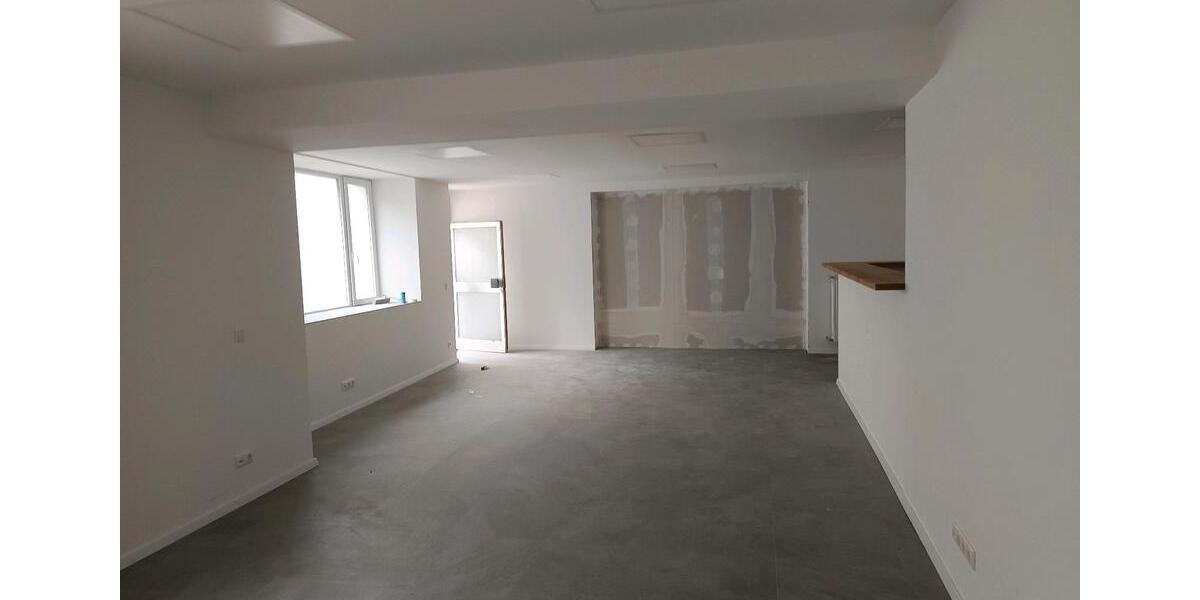 Gewerbeobjekt Landau an der Isar - 990&euro; | Angebot:24393840