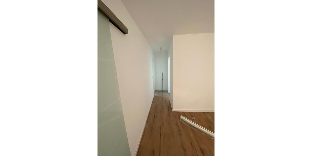 Erdgeschoßwohnung Lahr (Schwarzwald) - 4 Zimmer, 98 m&sup2;, 1.175&euro; | Angebot:26406711