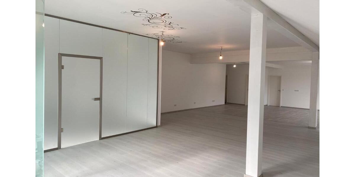 Loft - Studio - Atelier Sonneberg - 2 Zimmer, 160 m&sup2;, 1.200&euro; | Angebot:26464909