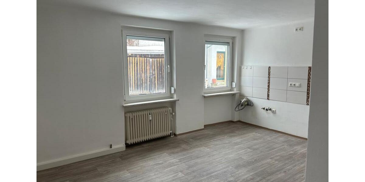 Etagenwohnung Rehau - 2 Zimmer, 60 m&sup2;, 350&euro; | Angebot:25968165