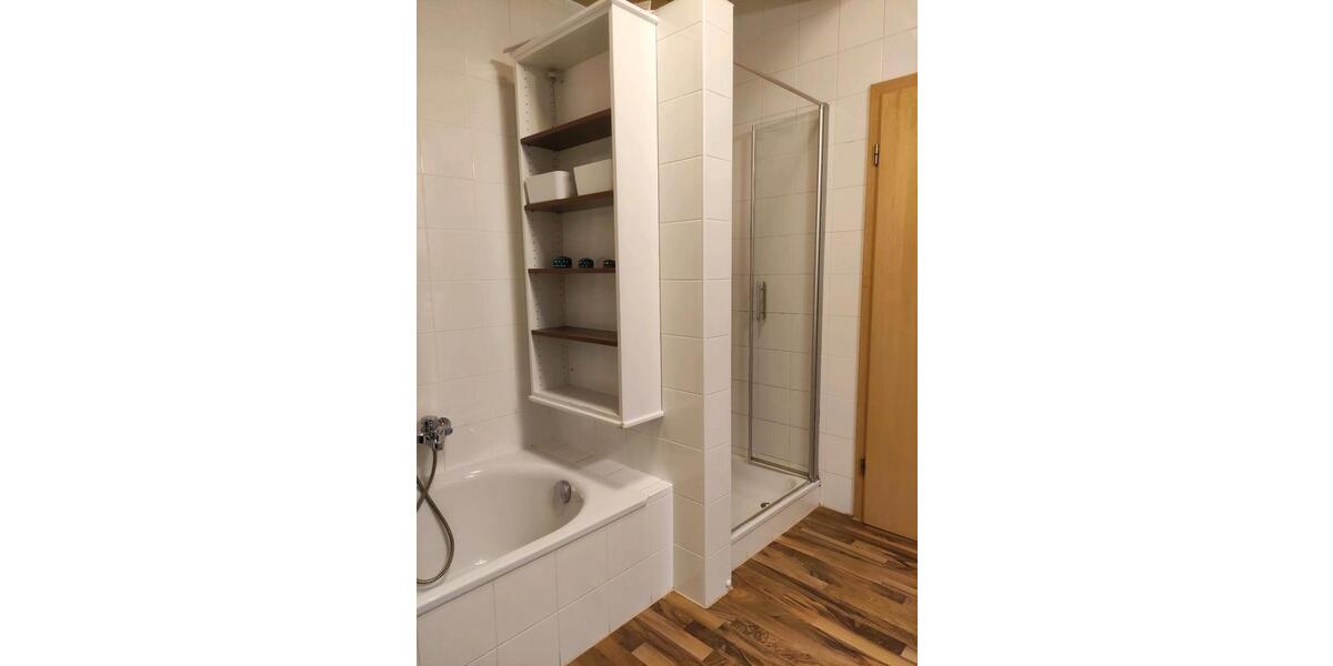 Maisonettenwohnung Kitzingen - 3 Zimmer, 135 m&sup2;, 1.200&euro; | Angebot:26489944