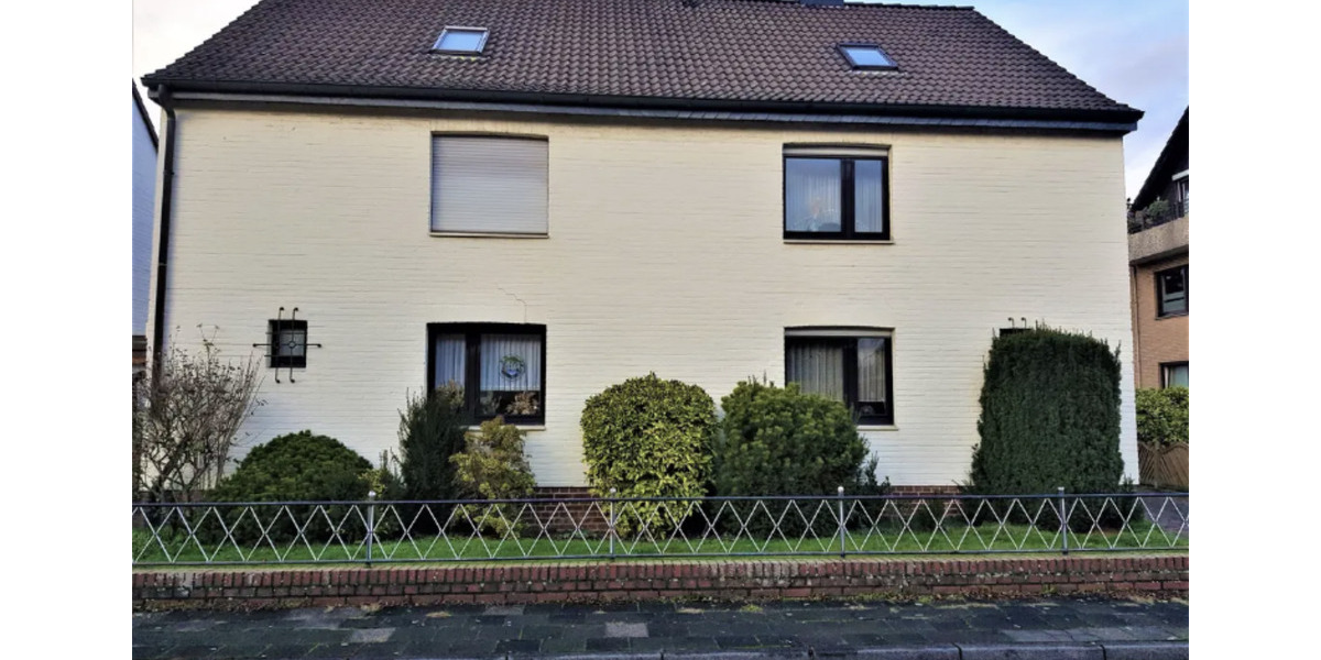 vollmöblierte Doppelhaushälfte auf einem 1200 m² Grundstück 6 zimmer