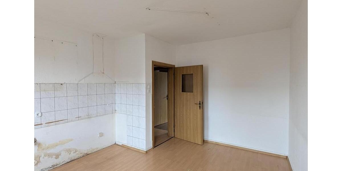 Etagenwohnung Duisburg Hamborn - 5 Zimmer, 95 m&sup2;, 749&euro; | Angebot:25743427