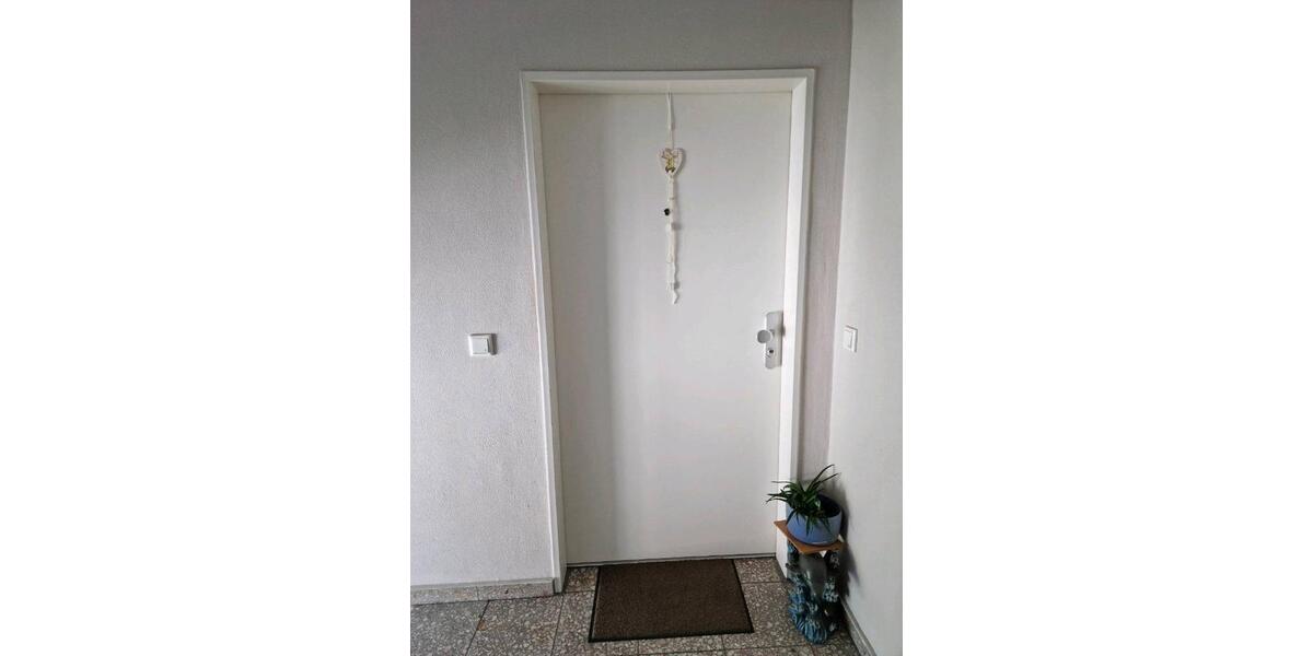 Etagenwohnung Idstein - 3 Zimmer, 66 m&sup2;, 950&euro; | Angebot:25936586