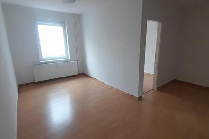 Wohnung Luckenwalde - 1 Zimmer, 40 m&sup2;, 300&euro; | Angebot:25370484