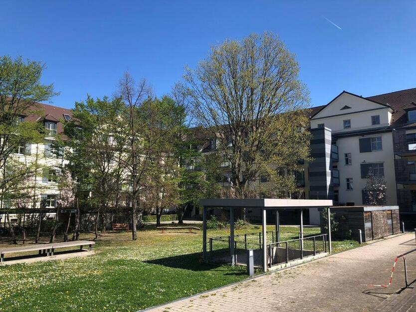 Helle Dachgeschoßwohnung in den Hohenzollernhöfen