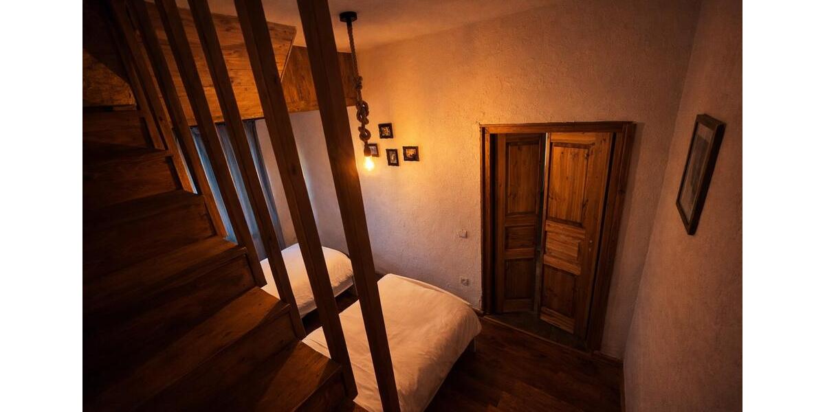 Dachgeschoßwohnung Plauen Altstadt - 4 Zimmer, 115 m&sup2;, 800&euro; | Angebot:26322052