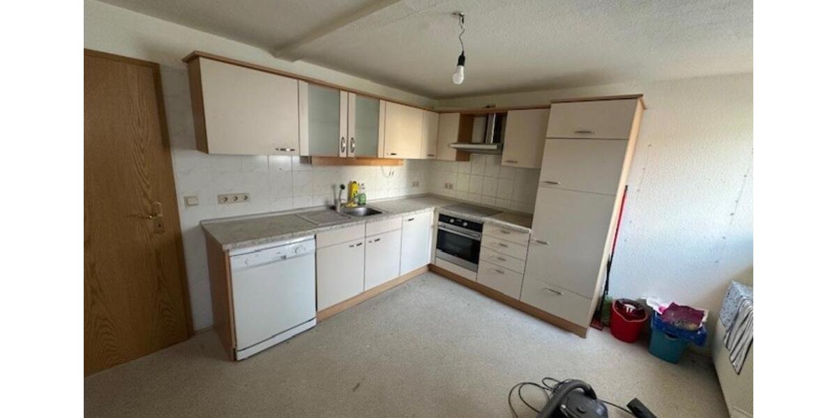 Etagenwohnung Felsberg - 2 Zimmer, 76 m&sup2;, 860&euro; | Angebot:25868210