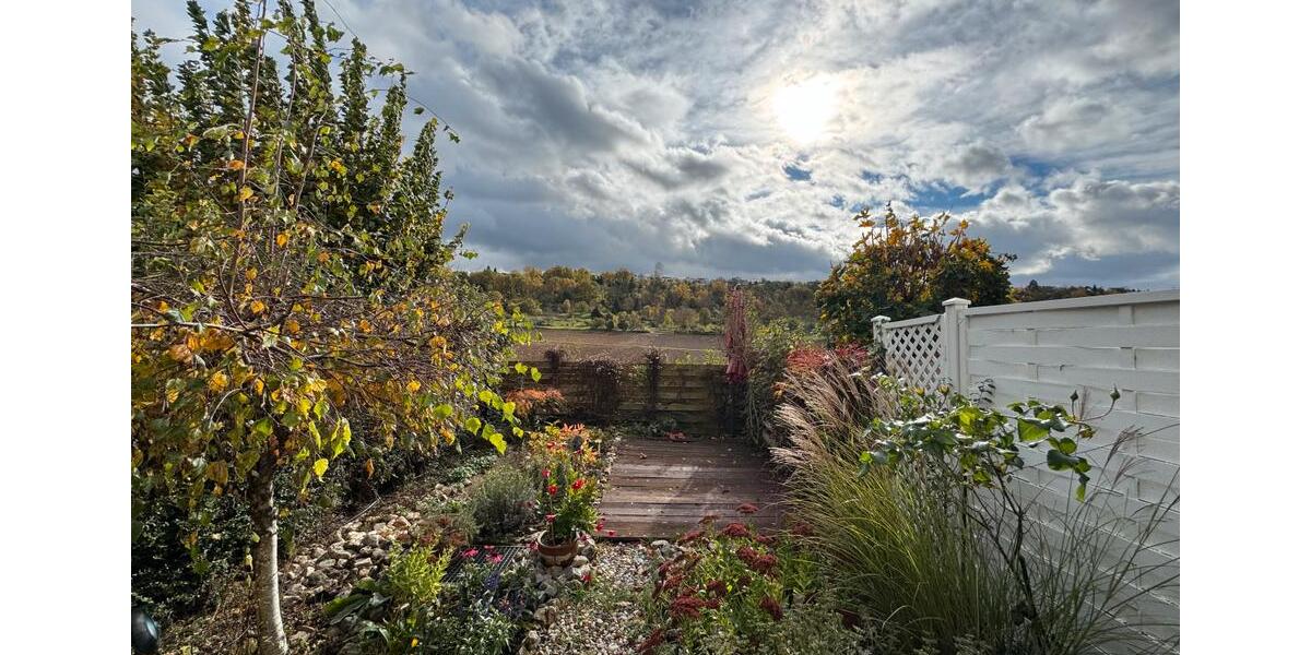 Erdgeschoßwohnung Besigheim - 2.5 Zimmer, 68 m&sup2;, 850&euro; | Angebot:25056460