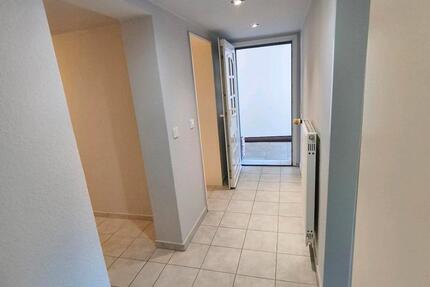 Wohnung Troisdorf - 3 Zimmer, 63 m&sup2;, 750&euro; | Angebot:26498602