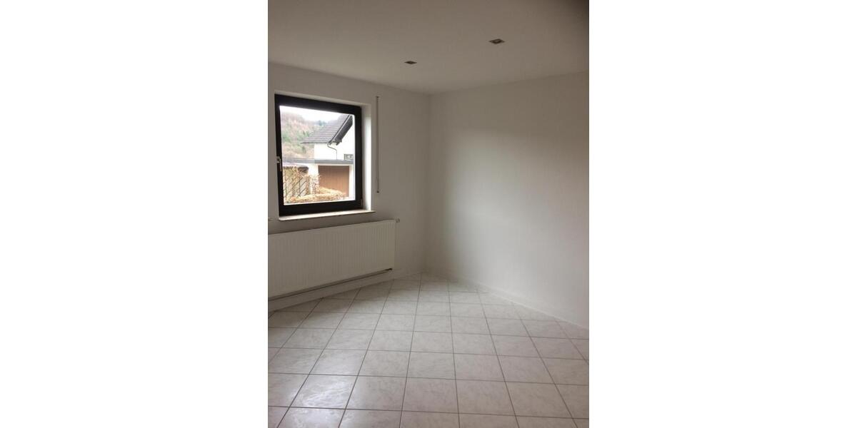 Gepflegte 2-Zimmer-Wohnung mit Terrasse in Eltmann 2 zimmer