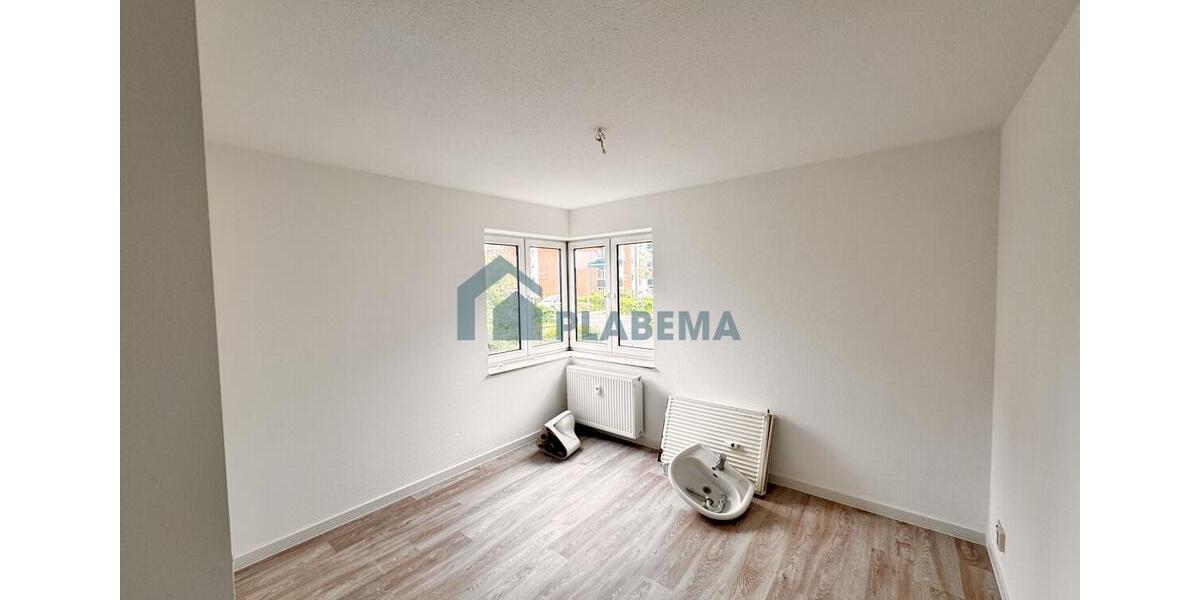 Erdgeschoßwohnung Neubrandenburg - 4 Zimmer, 91 m&sup2;, 1.240&euro; | Angebot:26646788