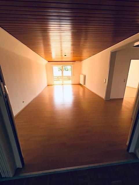 Familien willkommen - Geräumige Wohnung mit 120 m² in Flörsheim-Dalsheim - 4-Zimmer und viel Platz