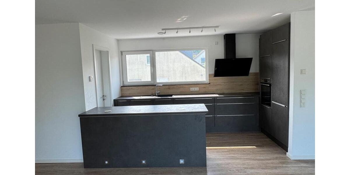 Einfamilienhaus Odenthal - 3 Zimmer, 124 m&sup2;, 1.600&euro; | Angebot:26560421