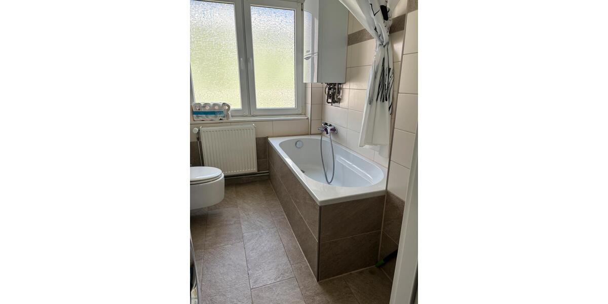 Etagenwohnung Wuppertal Gemarkung Vohwinkel - 2 Zimmer, 64 m&sup2;, 450&euro; | Angebot:26648929