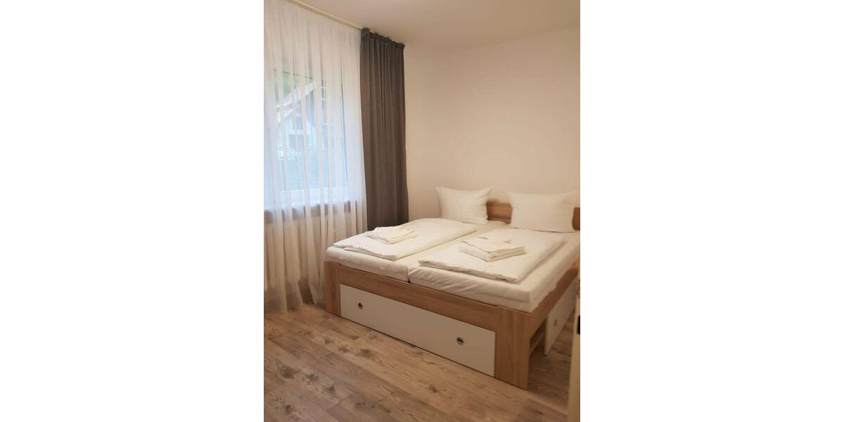 Wohnen auf Zeit Thale - 6 Zimmer, 120 m&sup2;, 14&euro; | Angebot:19467584