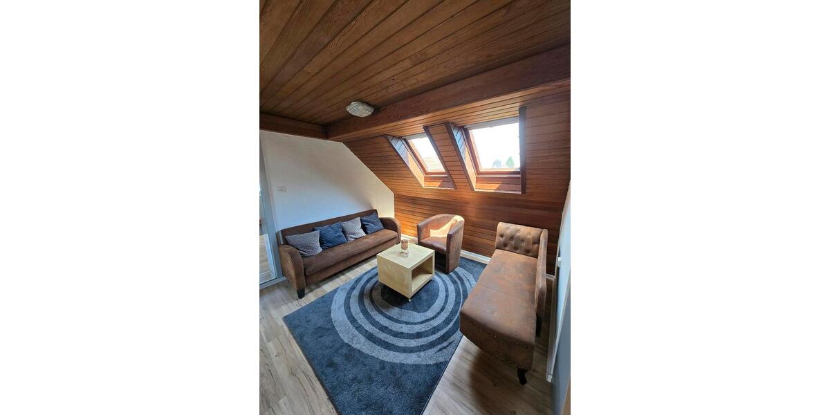 Dachgeschoßwohnung Vilshofen an der Donau - 1 Zimmer, 35 m&sup2;, 350&euro; | Angebot:26535699
