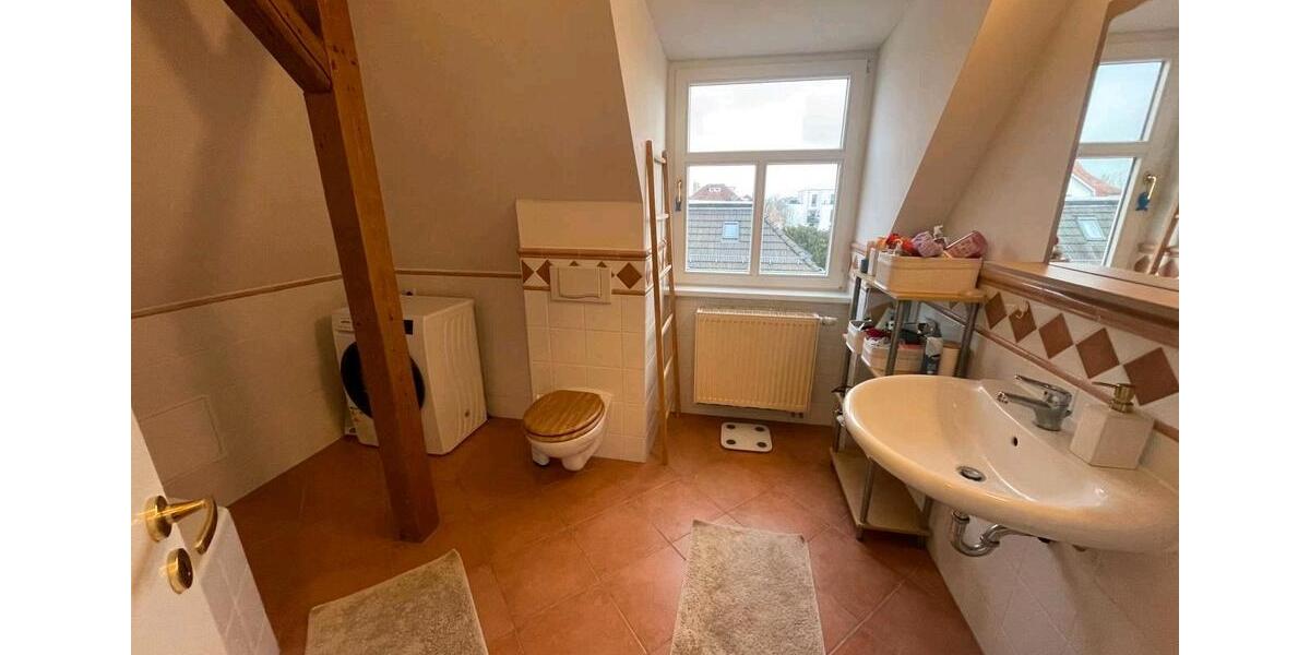 Dachgeschoßwohnung Markkleeberg - 1.5 Zimmer, 67 m&sup2;, 650&euro; | Angebot:25891905