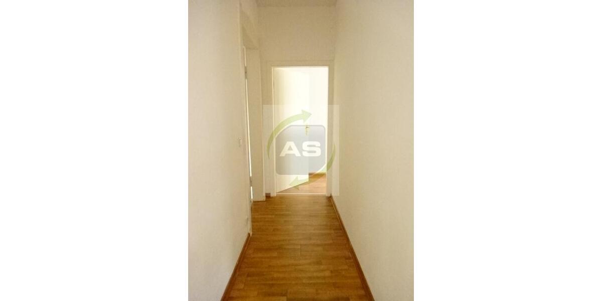 Etagenwohnung Werdau - 4 Zimmer, 96 m&sup2;, 550&euro; | Angebot:24714138