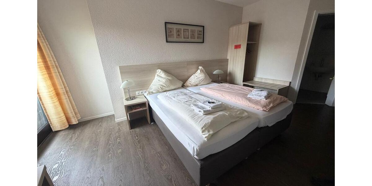 Wohnen auf Zeit Rhede - 13 Zimmer, 18 m&sup2;, 55&euro; | Angebot:26421637