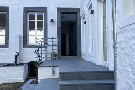 Haus Aachen Aachen-Mitte - 6 Zimmer, 220 m&sup2;, 2.450&euro; | Angebot:25975648