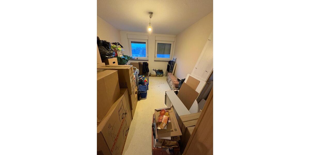 Dachgeschoßwohnung Essen Stadtbezirk VI - 4 Zimmer, 89 m&sup2;, 1.050&euro; | Angebot:24829746