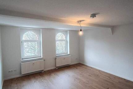 Wohnung Reichenbach im Vogtland Reichenbach - 3 Zimmer, 74 m&sup2;, 450&euro; | Angebot:25665720