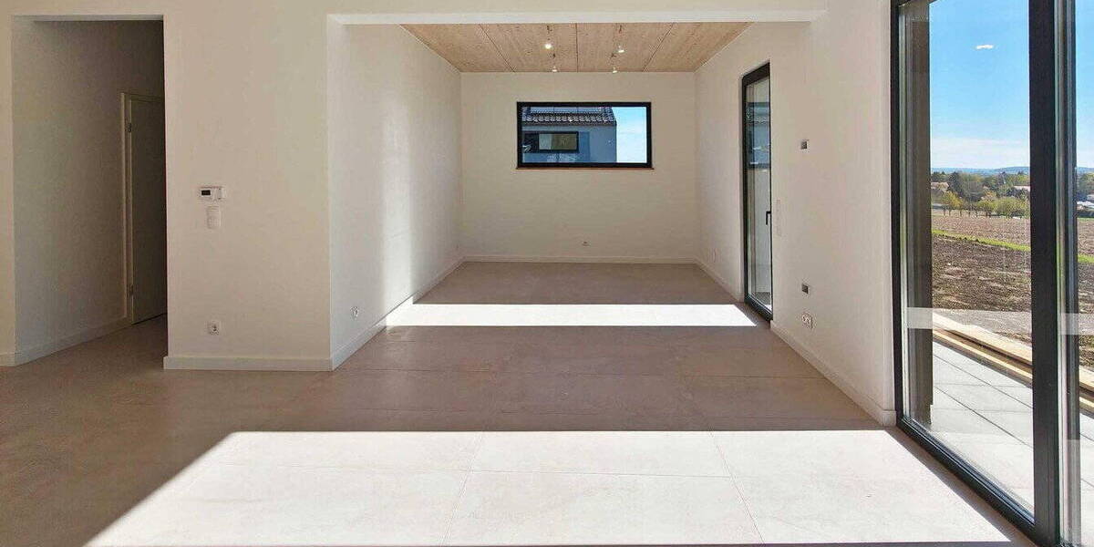 Etagenwohnung Hochkirch - 4 Zimmer, 115 m&sup2;, 1.360&euro; | Angebot:26472892