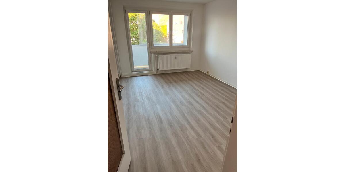 Etagenwohnung Greifswald - 4 Zimmer, 97 m&sup2;, 1.600&euro; | Angebot:26481885