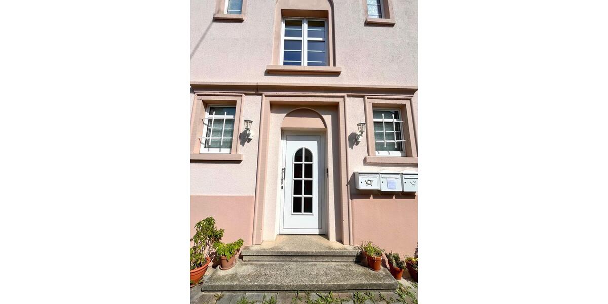 Etagenwohnung Hargesheim - 4 Zimmer, 123 m&sup2;, 1.350&euro; | Angebot:25980208