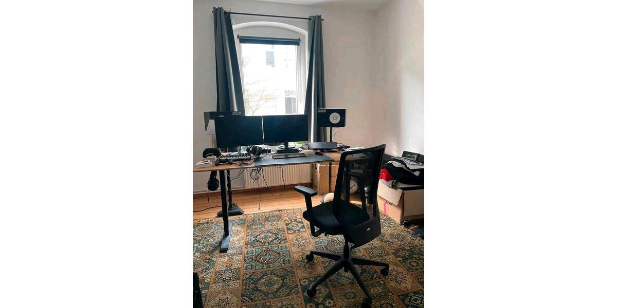 Etagenwohnung Braunschweig Wabe-Schunter-Beberbach - 3 Zimmer, 100 m&sup2;, 1.200&euro; | Angebot:26300747