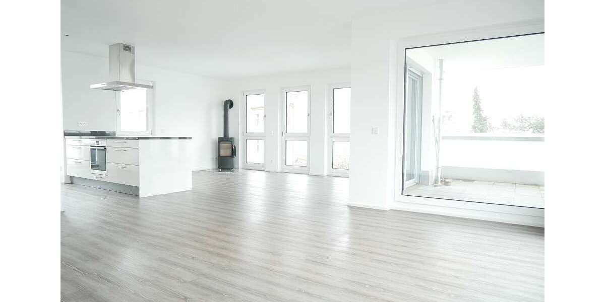 Etagenwohnung Augsburg Lechhausen - 3 Zimmer, 110 m&sup2;, 1.420&euro; | Angebot:25083072