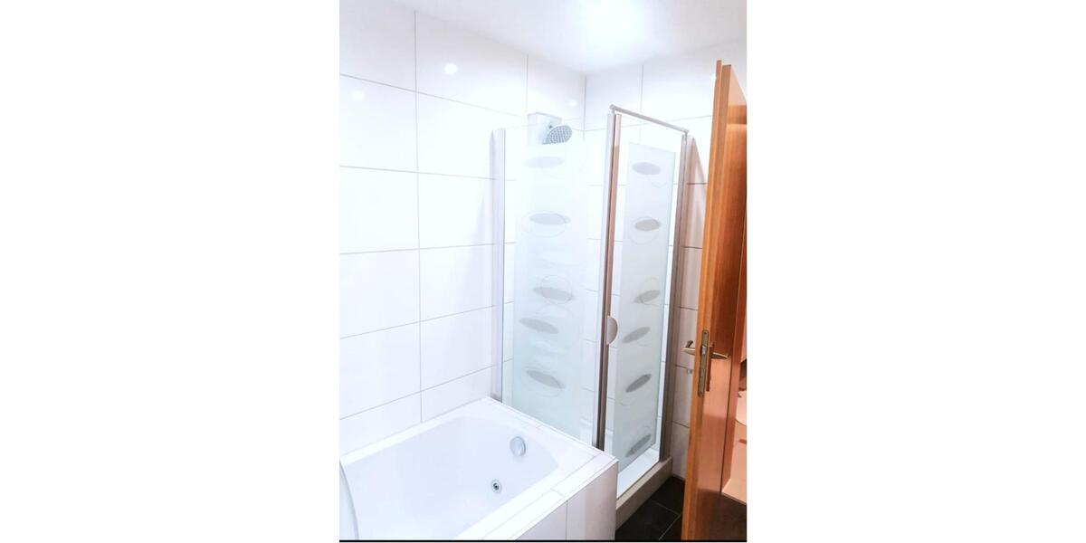 Wohnen auf Zeit Bibertal - 8 Zimmer, 225 m&sup2;, 15&euro; | Angebot:25433260