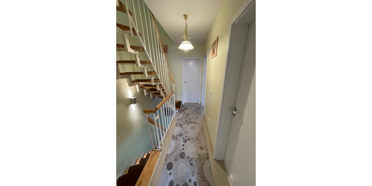 Reihenhaus Berlin Spandau - 5 Zimmer, 142 m&sup2;, 2.600&euro; | Angebot:25832956