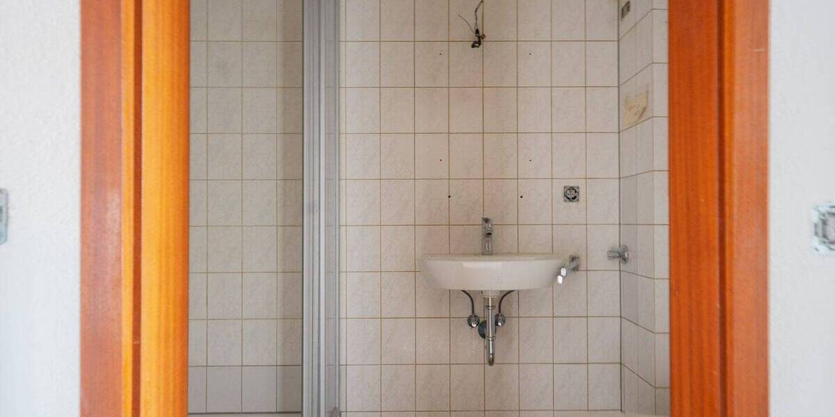 Etagenwohnung Krefeld / Uerdingen Uerdingen - 4 Zimmer, 69 m&sup2;, 670&euro; | Angebot:26190146